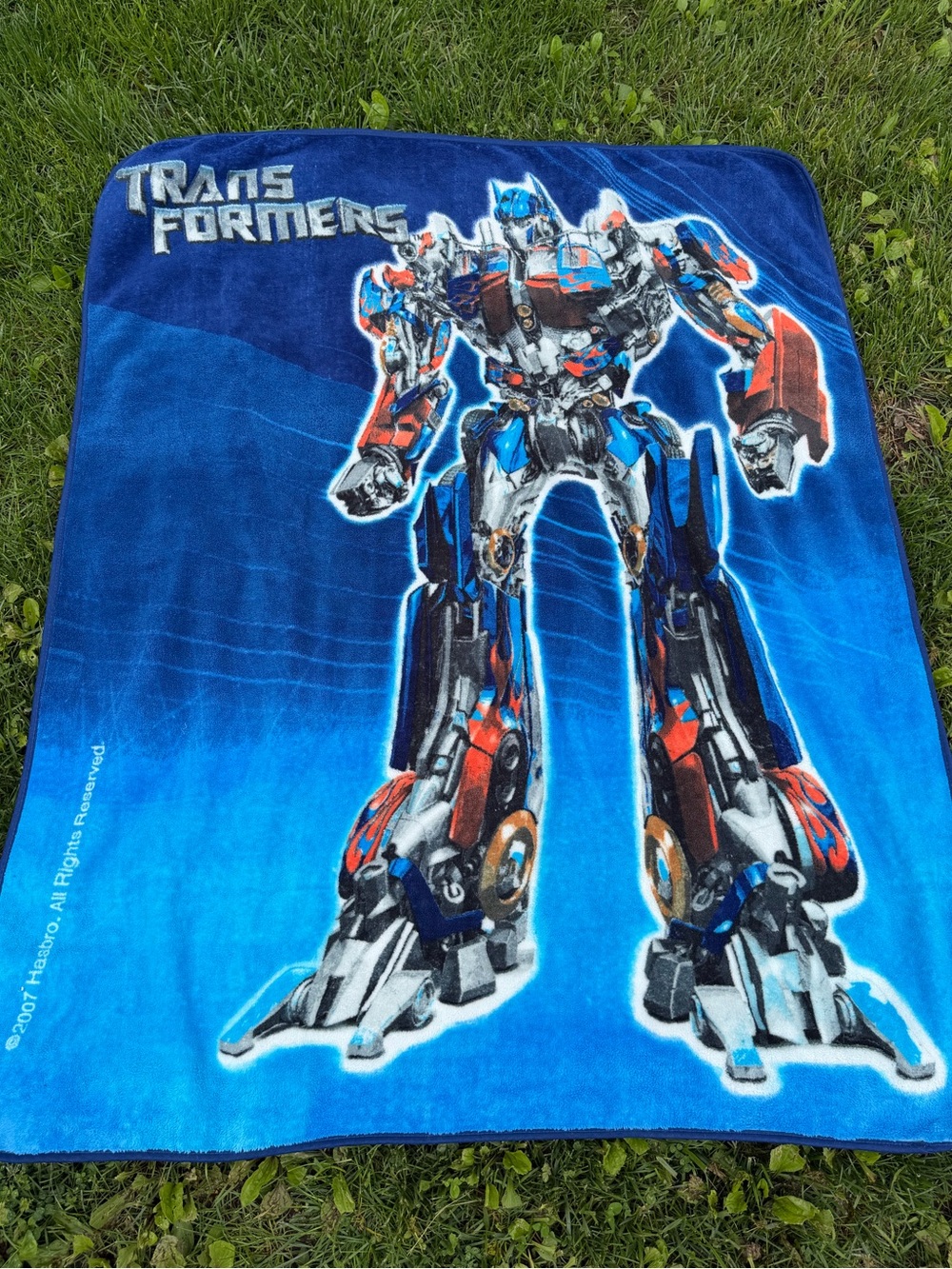 2007 vintage Transformers fleece Throw Blanket - Blue with Red & Silver Robot,